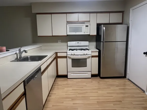 106 Wisbech Pl, Somerset, NJ 08873