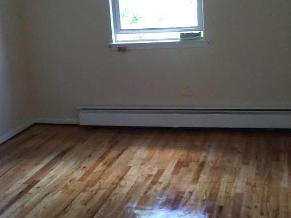 3rd image of 8818 21st Ave