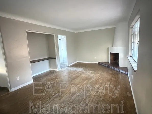 414 Pine St SE APT 03, Albuquerque, NM 87106