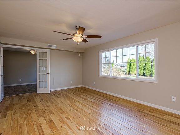 4th image of 613 Ludwig Drive #B