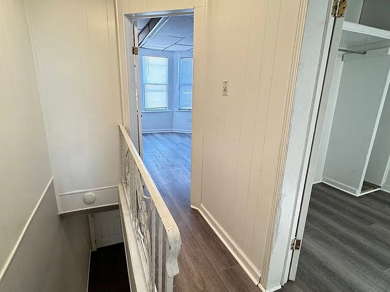 210 N Avondale St — Photo 7