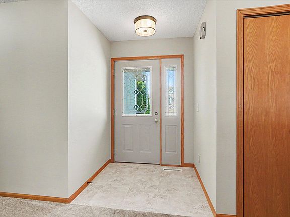 4th image of 3682 W Fuller Dr
