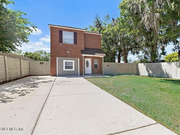 8418 BERRY Avenue, Jacksonville, FL 32211