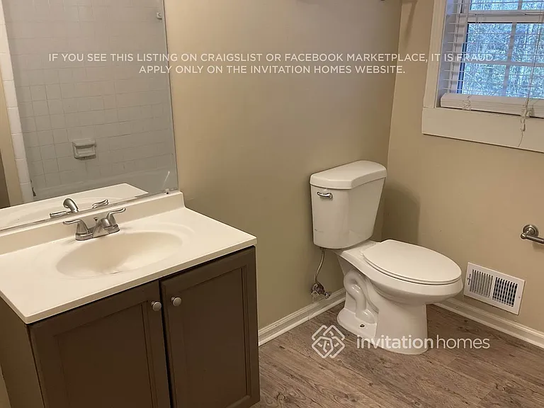 2396 Shire Ct — Photo 15