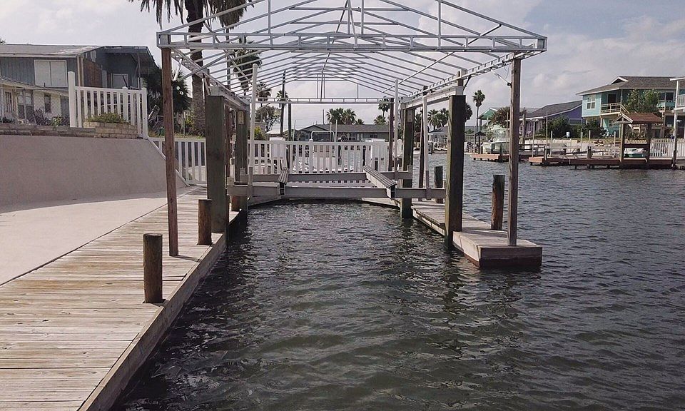 2nd image of 218 Starboard Ave
