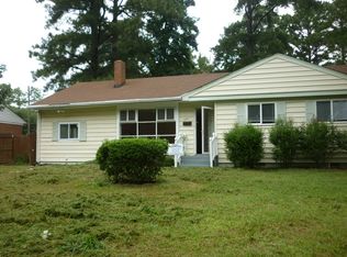 2017 Colston St, Petersburg, VA 23805