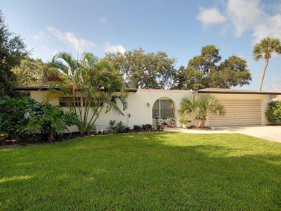1st image of 289 Hiawatha Way