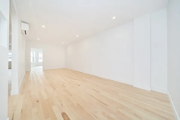 Rented by Living New York | media 10