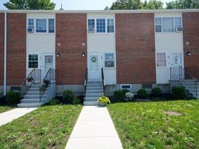 41 Foundry St APT 11-10, South Easton, MA, 02375