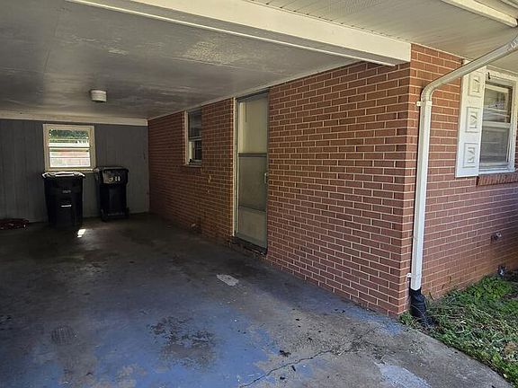 3rd image of 150 Mulberry Rd