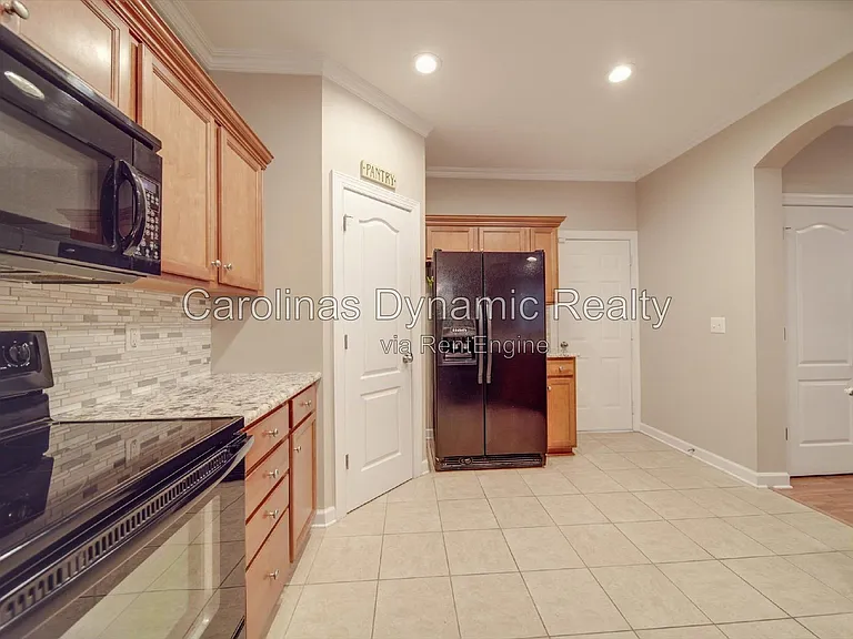 6831 Maricopa Rd — Photo 9
