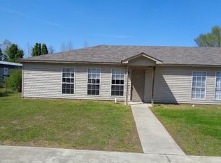 24 Oddie Ln APT 1, Ward, AR 72176