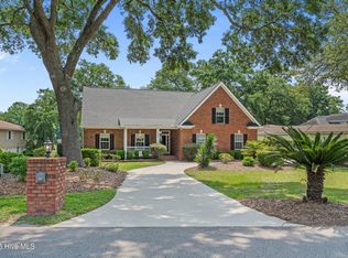 550 Sunset Lakes Blvd SW, Sunset Beach, NC 28468