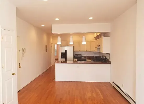 Rented by Oxford Property Group | media 5