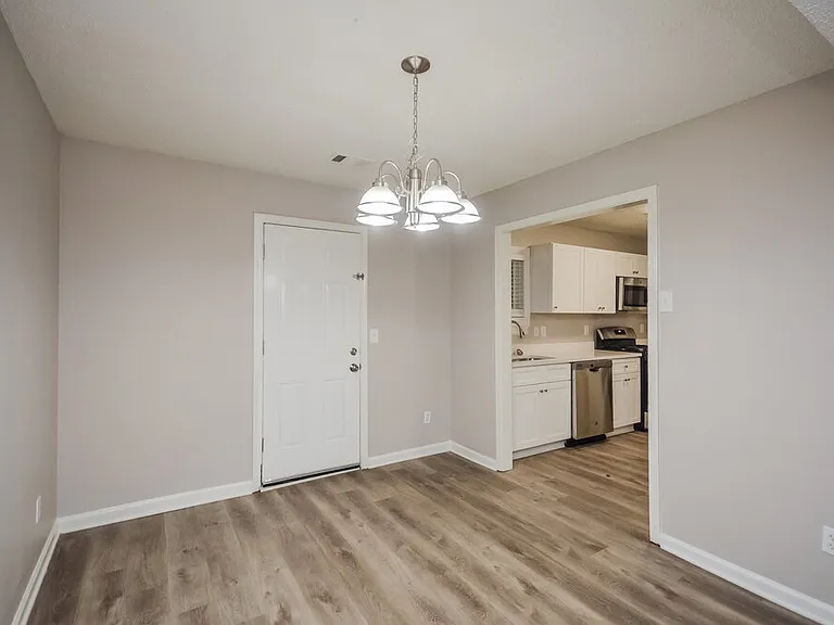 5490 Northcut Dr — Photo 6