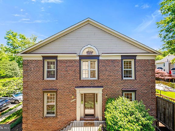 3rd image of 6518 Milva Ln