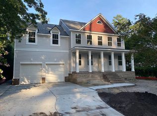 221 Wilson Dr, Chesapeake, VA 23322