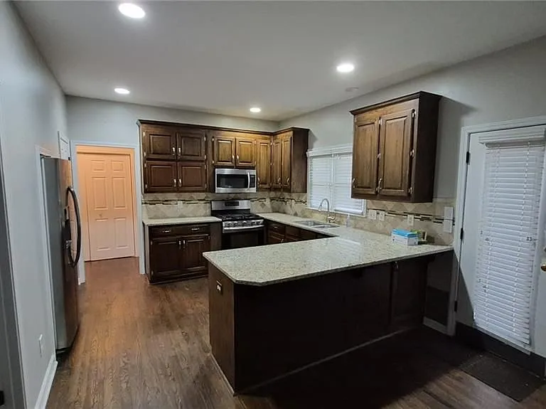 5760 Dovnick Dr — Photo 12