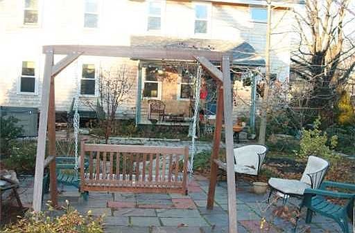 5th image of 134 Church St