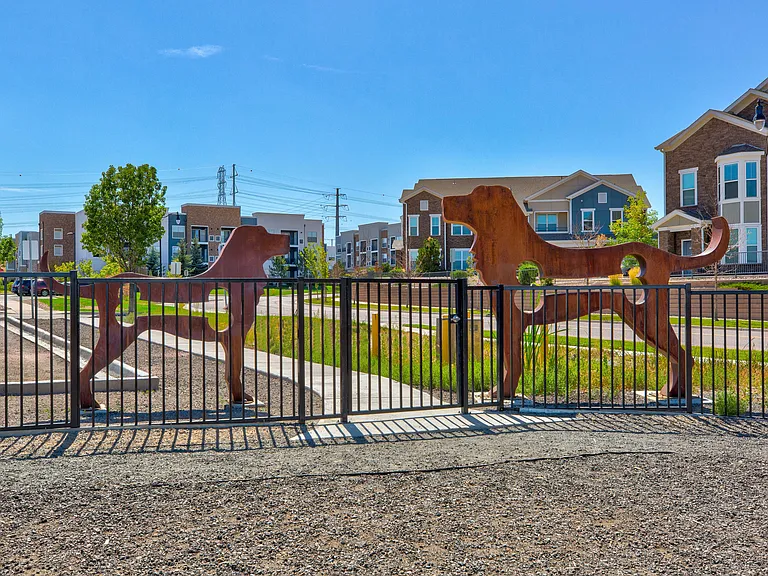 Shadow Ridge At Southlands — Photo 40