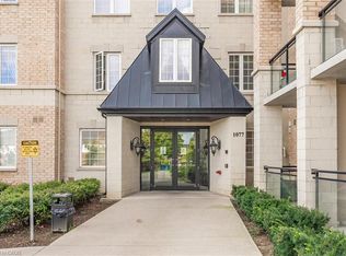 1077 Gordon St #429, Guelph, ON N1G 0E3