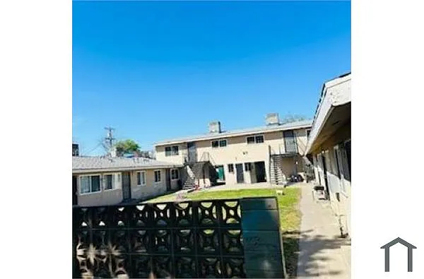 Building Photo - 335 N Valeria St #A