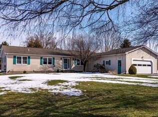 7372 Slocum Rd, Ontario, NY 14519