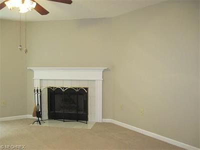 4th image of 22660 Lenox Dr #214