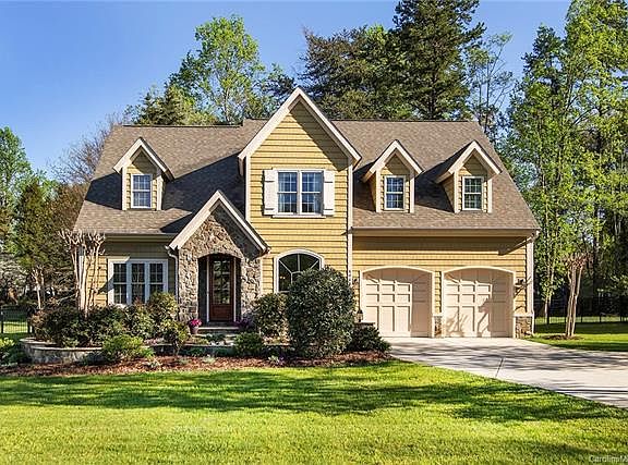 4th image of 8067 Hagers Ferry Rd