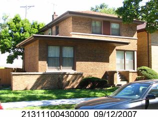 8015 S Essex Ave, Chicago, IL 60617