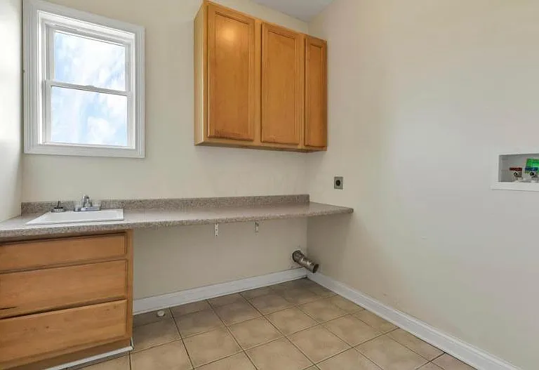 1056 Winding Creek Ln — Photo 8