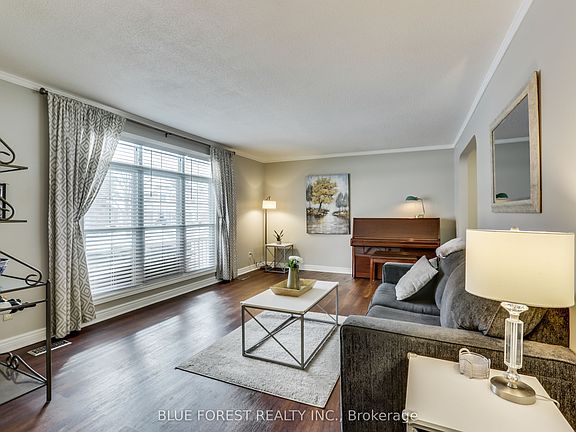 2nd image of 1089 Viscount Rd