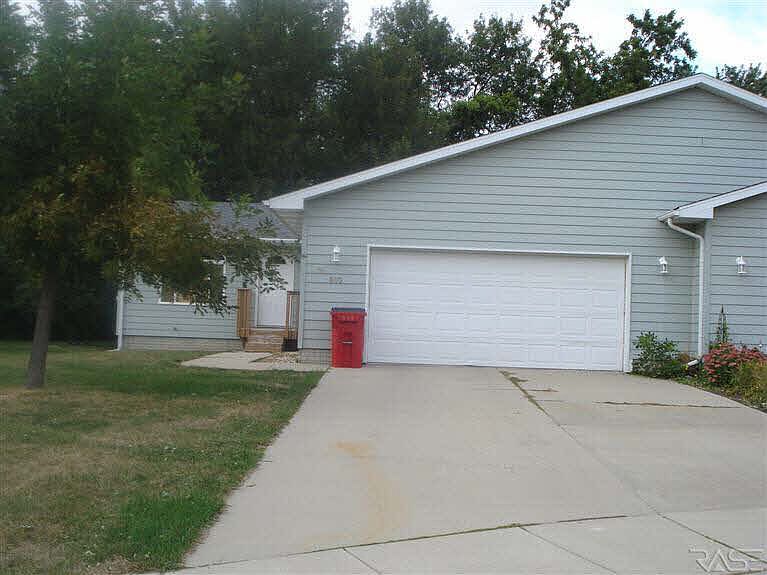 1st image of 803 S Jayme Cir
