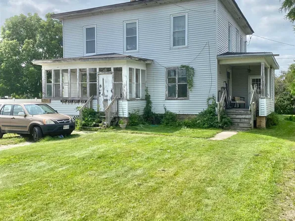 237 Mill St, Algoma, WI 54201