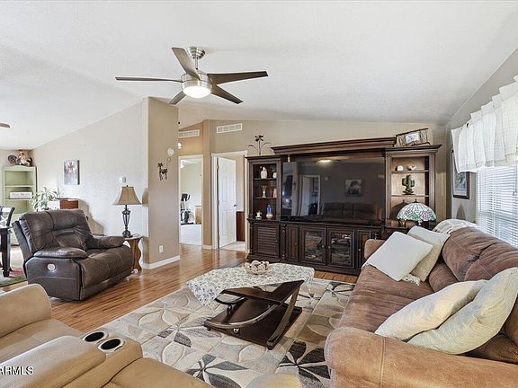 5th image of 570 S Mustang Valley Drive