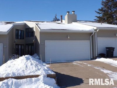 4080 Prairie Ln, Bettendorf, IA, 52722