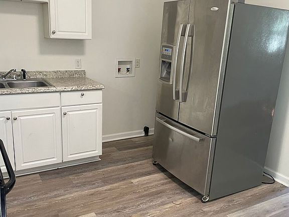 4th image of 1405 Bethlehem Ln