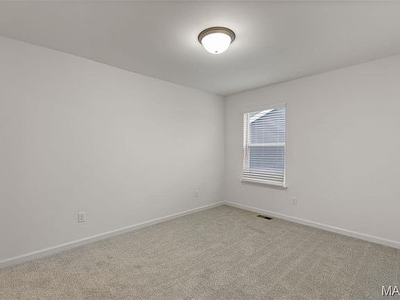 5th image of 2320 Fernau Ct