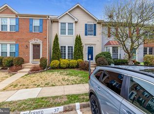 6526 Parish Glebe Ln, Alexandria, VA 22315