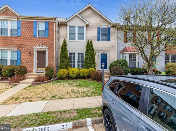 6526 Parish Glebe Ln, Alexandria, VA 22315
