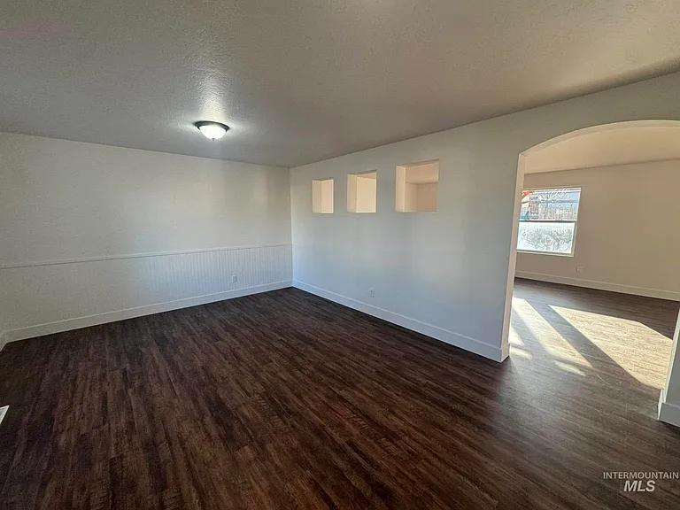 16569 Spartan Ave — Photo 32