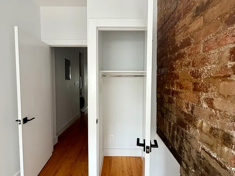 136 Frost St #2 — Photo 10
