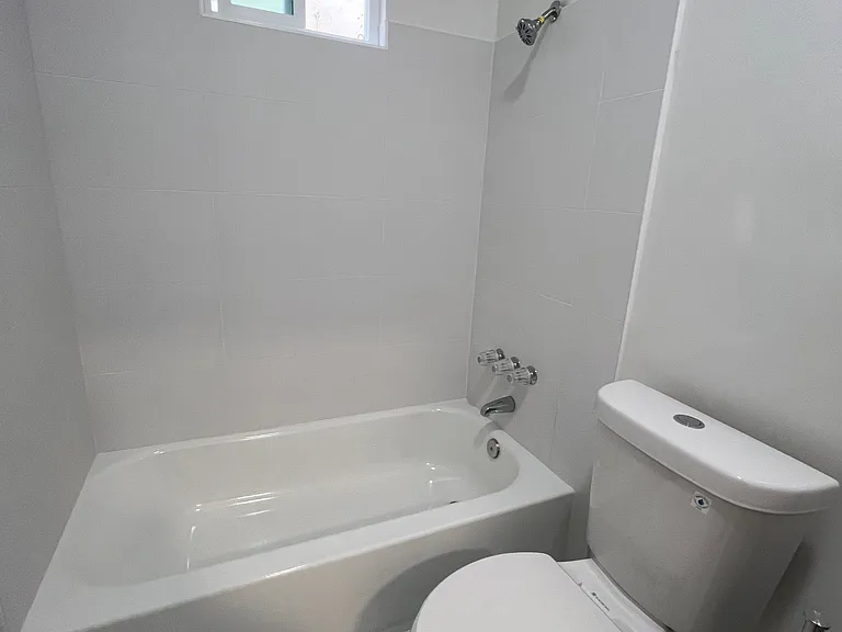 127 N Edgemont St #4 — Photo 20
