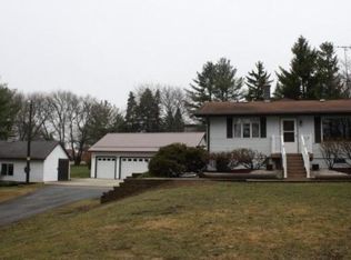 N56W36794 Lisbon Rd, Oconomowoc, WI 53066