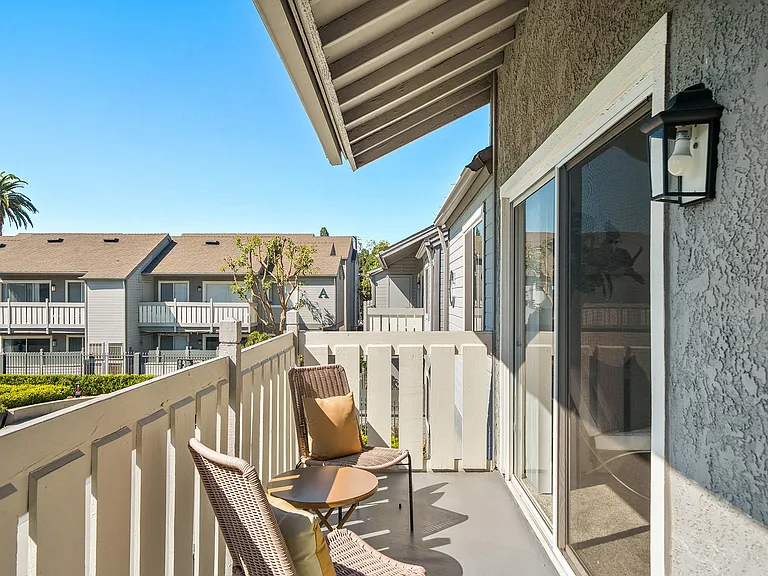 Hampton Pointe — Photo 25