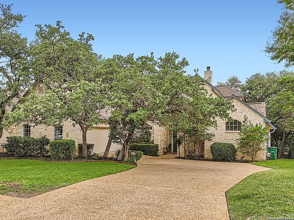 4th image of 1750 Fox Tree Lane