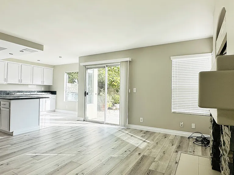 5002 Glickman Ave — Photo 6