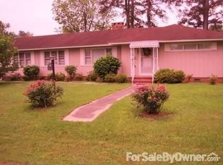 707 Pecan St, Windsor, NC 27983