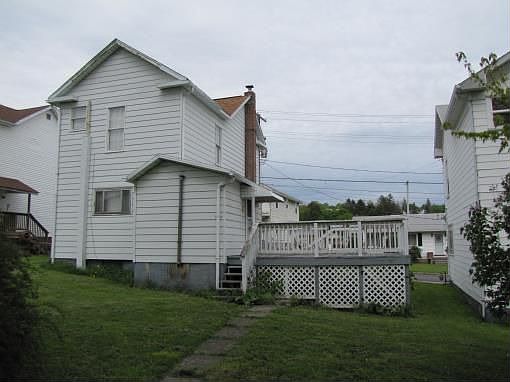 2nd image of 15 Mill St