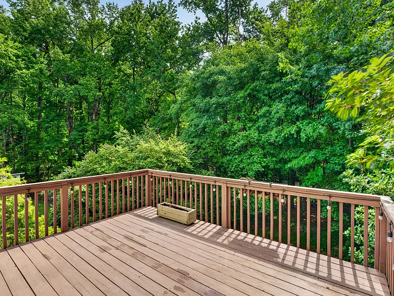3013 Englefield Dr — Photo 32